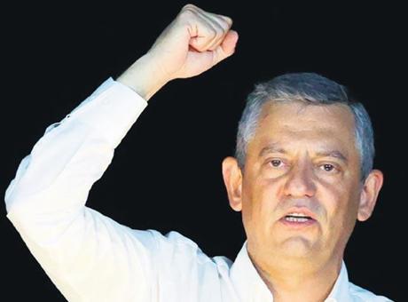 Özel’den ‘İBB davası borsası’ iddiası: Kanıt ve belgeleri HSK’ya vereceğim