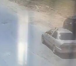 Park halindeki tıra ok gibi saplandı: 2 çocuk babası hayatını kaybetti