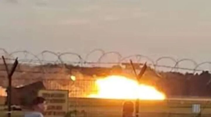 Polonya’da F16 savaş uçağı yere çakıldı, pilot öldü