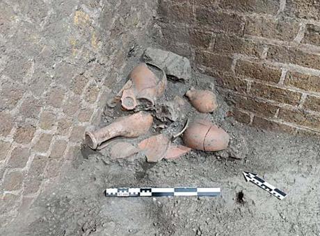 Pompeii’de 79 yılındaki büyük yanardağ patlamasından sonra yaşam izleri bulundu!
