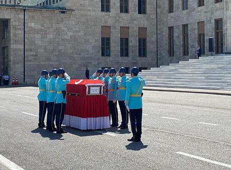 Sanayi ve Ticaret Eski Bakanı Akyol için TBMM’de tören