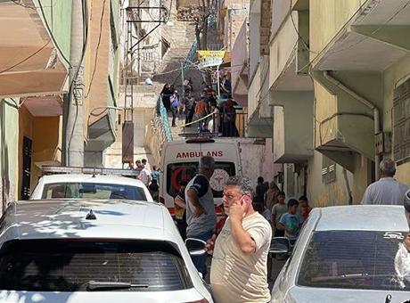 Şanlıurfa’da korkunç olay: Anne ve baba ölü bulundu, 5 yaşındaki Dicle kayıp