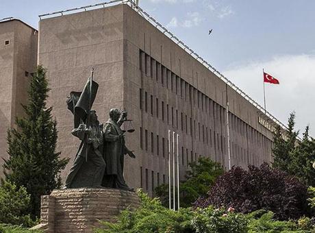 Savcıların şifresiyle UYAP’a girip FETÖ dosyalarını kapatan zabıt katibinin yargılanmasına devam edildi