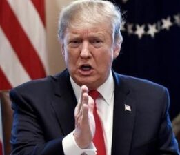 Son dakika! ABD Başkanı Trump’tan Rusya tehdidine karşı yeni açıklama: ‘2 nükleer denizaltı konuşlandıracağız’