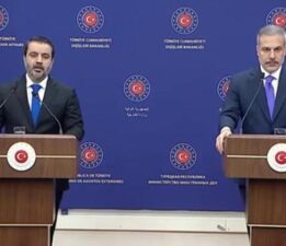SON DAKİKA HABERLERİ: HAKAN FİDAN’DAN SON DAKİKA SURİYE, YPG VE SDG AÇIKLAMALARI: YPG’YE KİMSE ENAYİ DEĞİL, İSRAİL KARANLIK AKTÖR,