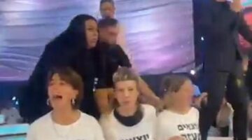 SON DAKİKA HABERLERİ: İsrailli Standing Together aktivistleri Gazze’de ateşkes talebiyle canlı yayını bastı! ‘Filistinliler’e ne yaptığımızı düşünmeliyiz’