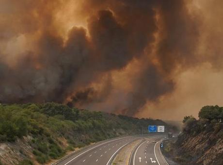 Son Dakika! İspanya’da yangınlar hala sürüyor: En az 407 bin hektar kül oldu