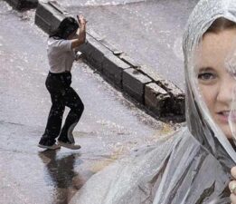 Son dakika… Meteoroloji uyarmıştı! İstanbul’da sağanak etkili oldu: Yeni uyarılar peş peşe geldi