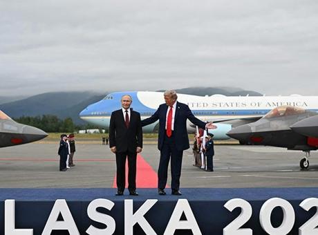 Son dakika: Trump-Putin zirvesinde gözler Alaska’da! İlk kareler geliyor…