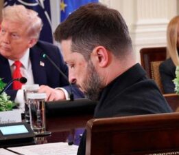 Son Dakika! TRUMP-ZELENSKIY-AVRUPA LİDERLERİ NE KONUŞTU? Görüşme sırasında sürpriz 40 dakika, zirvenin ortasında aradı, dünya basını ne dedi?