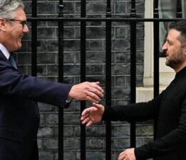 Starmer-Zelenskiy görüşmesi sona erdi: ‘Alaska, Putin için bir fırsat’