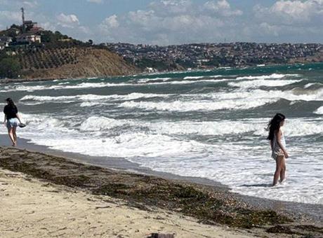 Tekirdağ’da fırtına alarmı! Eğitim uçuşları iptal edildi, denize girmek yasak
