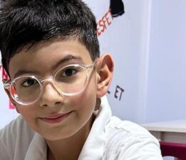 Teknolojiden uzak büyütüldü, 10 yaşında bunu yaptı: Doğduğundan beri bizi şaşırtıyor