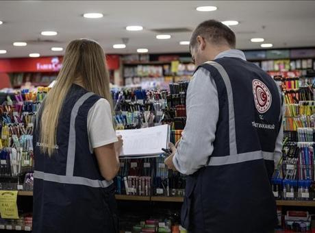 Ticaret Bakanlığı ekipleri kırtasiye ve okul ürünlerini denetledi