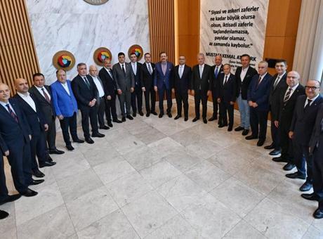 TOBB Başkanı Rifat Hisarcıklıoğlu, TCMB Başkanı Fatih Karahan ile görüştü