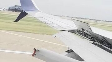Uçuş sırasında kabusu yaşadılar: Uçağın kanadındaki flap havada koptu!