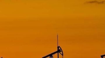 Ukrayna, Rusya’nın petrol rafinerisini vurdu: 8.5 milyon ton kapasiteliydi!