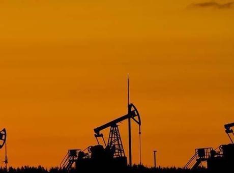 Ukrayna, Rusya’nın petrol rafinerisini vurdu: 8.5 milyon ton kapasiteliydi!