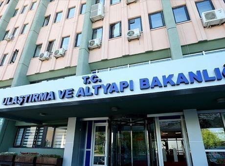 Ulaştırma ve Altyapı Bakanlığı: Otoyol ve köprülerde herhangi bir hasar tespit edilmemiştir