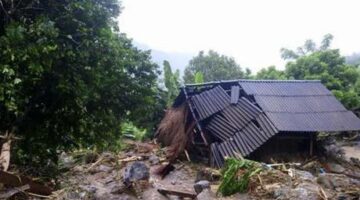 Vietnam’da sel felaketi: 8 ölü, 3 kayıp!