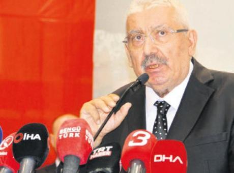 Yalçın: Özel’in oltasına balık gelmez
