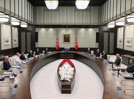 YAŞ toplantısı Cumhurbaşkanı Erdoğan başkanlığında Külliye’de başladı