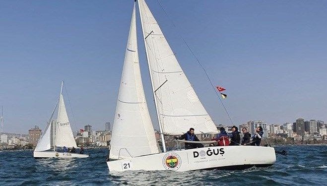 Yelkenin yıldızları İstanbul’da
