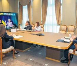 Yılmaz, Gönüllüler Koalisyonu zirvesinde