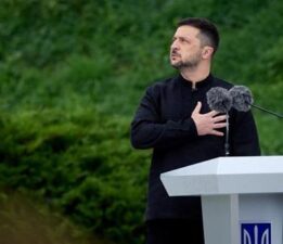 Zelenskiy’den Rusya’ya rest: Topraklarımızı işgalciye teslim etmeyeceğiz!