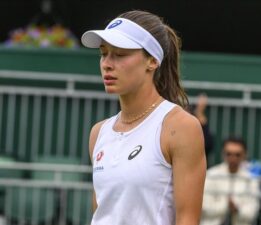 Zeynep Sönmez veda etti