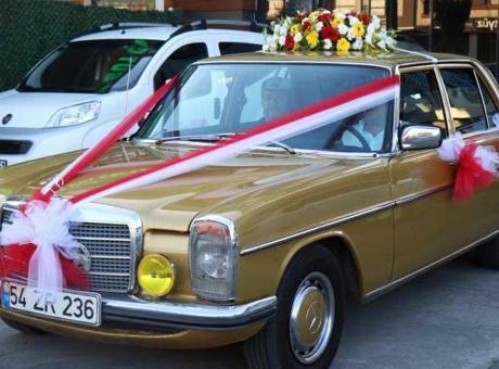1974 model! Her şey dayısının 40 yıl önce verdiği sözle başladı: ‘Çok mutlu olduk ve duygulandık’