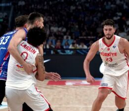 A Milli Basketbol Takımı 16 yıllık özlemi bitirdi