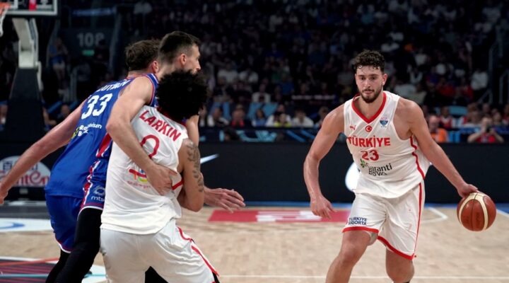 A Milli Basketbol Takımı 16 yıllık özlemi bitirdi