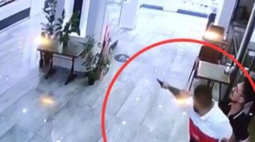 Adana’da feci olay! Ortak olamadıkları kafeyi kurşun yağdırdılar