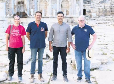 Ay Tanrısı Men’in heykeli bulundu