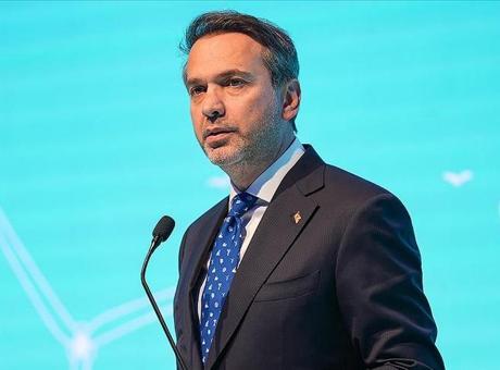 Bakan Bayraktar: Rüzgar ve güneşte kurulu gücümüz toplam 37 bin 118 megavata ulaştı