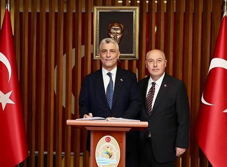 Bakan Bolat, Denizli’de ziyaretlerde bulundu