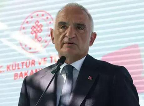 Bakan Ersoy: Antalya’ya gelen ziyaretçi sayısı 11,7 milyona ulaştı