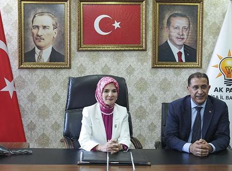 Bakan Göktaş, Manisa’da çeşitli ziyaretlerde bulundu