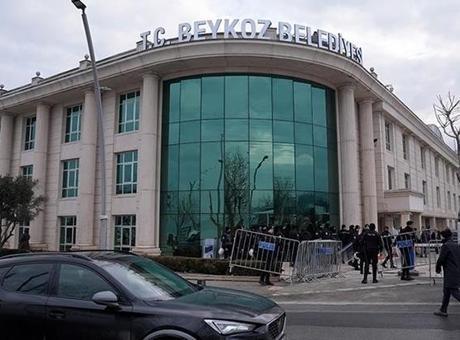 Beykoz Belediyesi’ne yönelik yolsuzluk soruşturmasında sanıklar ilk kez hakim karşısında