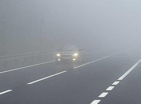 Bolu Dağı’nda yoğun sis! Görüş mesafesi 25 metreye düştü
