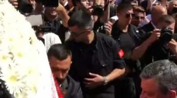 CHP Genel Başkanı Özgür Özel Taksim’de! Gürsel Tekin, Özel’i karşılayacak mı?