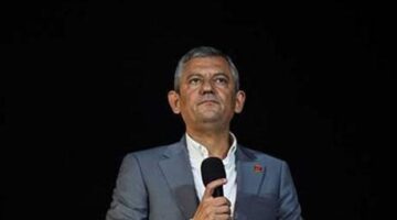 CHP Lideri Özgür Özel, partisinin Kadıköy mitinginde konuştu