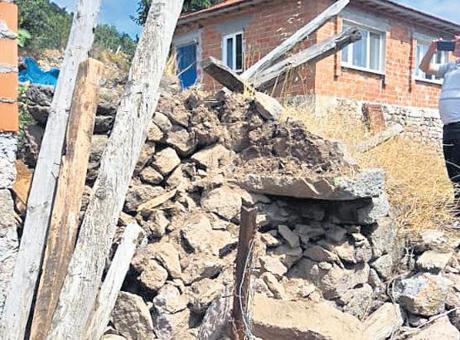 Deprem dalgası! Sındırgı’da 4.9, 4.1, 4.0 ve 4.5’lik sarsıntılar korkuttu