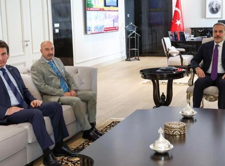 Dışişleri Bakanı Hakan Fidan, OYAK Yönetim Kurulu Başkanı Aksakallı’yı kabul etti