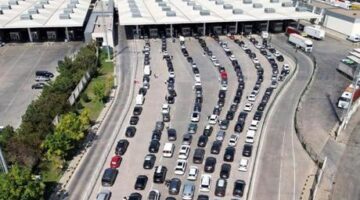 Edirne’deki kapılarda gurbetçi yoğunluğu! Milyonlarca kişi geçiş yaptı