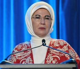 Emine Erdoğan’dan Çin’de katıldıkları programlara ilişkin videolu paylaşım