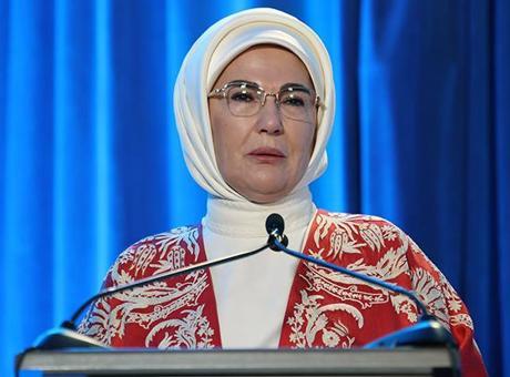 Emine Erdoğan’dan Çin’de katıldıkları programlara ilişkin videolu paylaşım