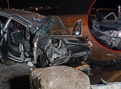 Erzurum’da otomobil, refüjdeki ağaç ve aydınlatma direğine çarpıp devrildi: 1 ölü, 2 yaralı