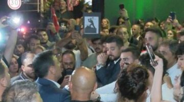 Gürsel Tekin, parti binasına geleceğini açıklamıştı! CHP İstanbul İl Başkanlığı önünde hareketlilik başladı